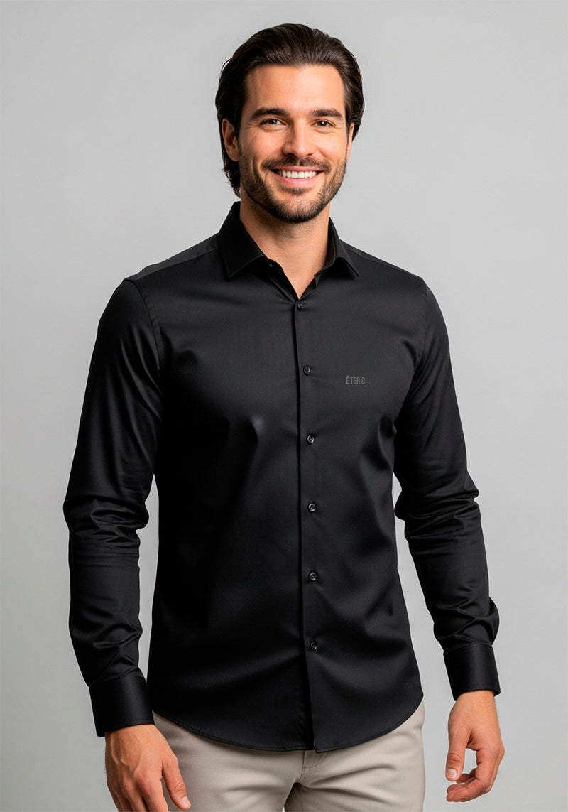 Camisa Slim Fit Básica Lisa